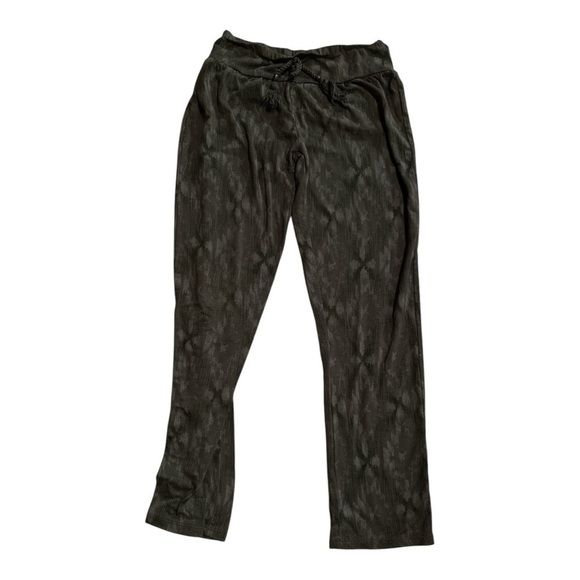 O'Neill Other - O'Neill Green Casual Pants with Elastic Waistband and Tapered Legs